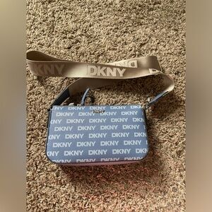 DNKY CROSSBODY BAG NEW